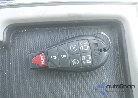 2015 Chrysler Town & Country Touring из США, поврежденный, VIN 2C4RC1BG2FR727752